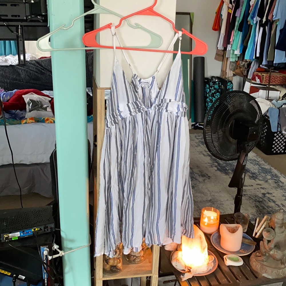 Never worn O’Neill sun dress size S